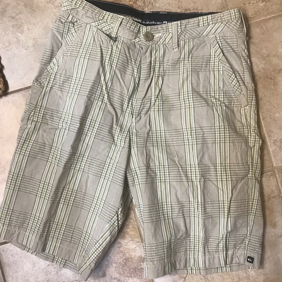 🌊Quicksilver Shorts - Picture 1 of 8
